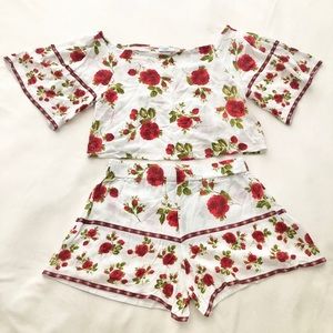 Two-Piece Set